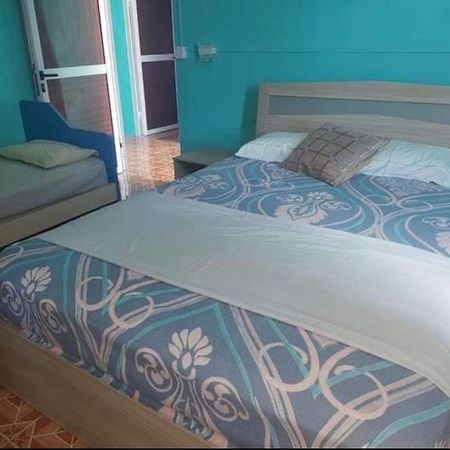Tilapasse Resto & Guest House Port South East 외부 사진