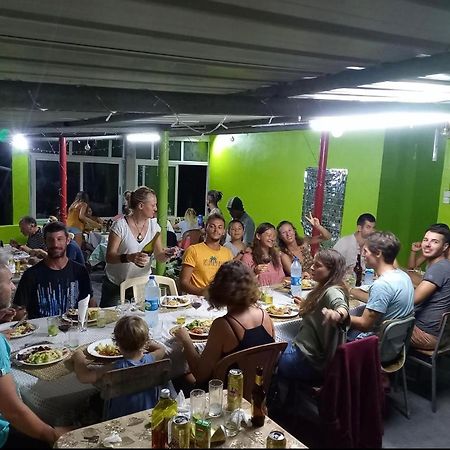 Tilapasse Resto & Guest House Port South East 외부 사진